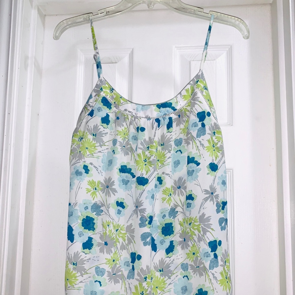 ✅ BOGO Loft Floral Print Top S